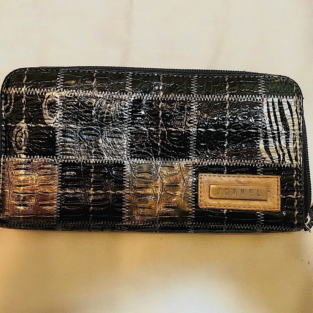 Joanel Canadian Card Wallet Black Leather Accent